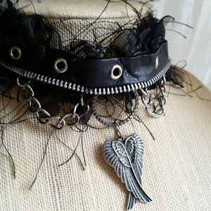 Gothic Angel Wings Zipper Choker